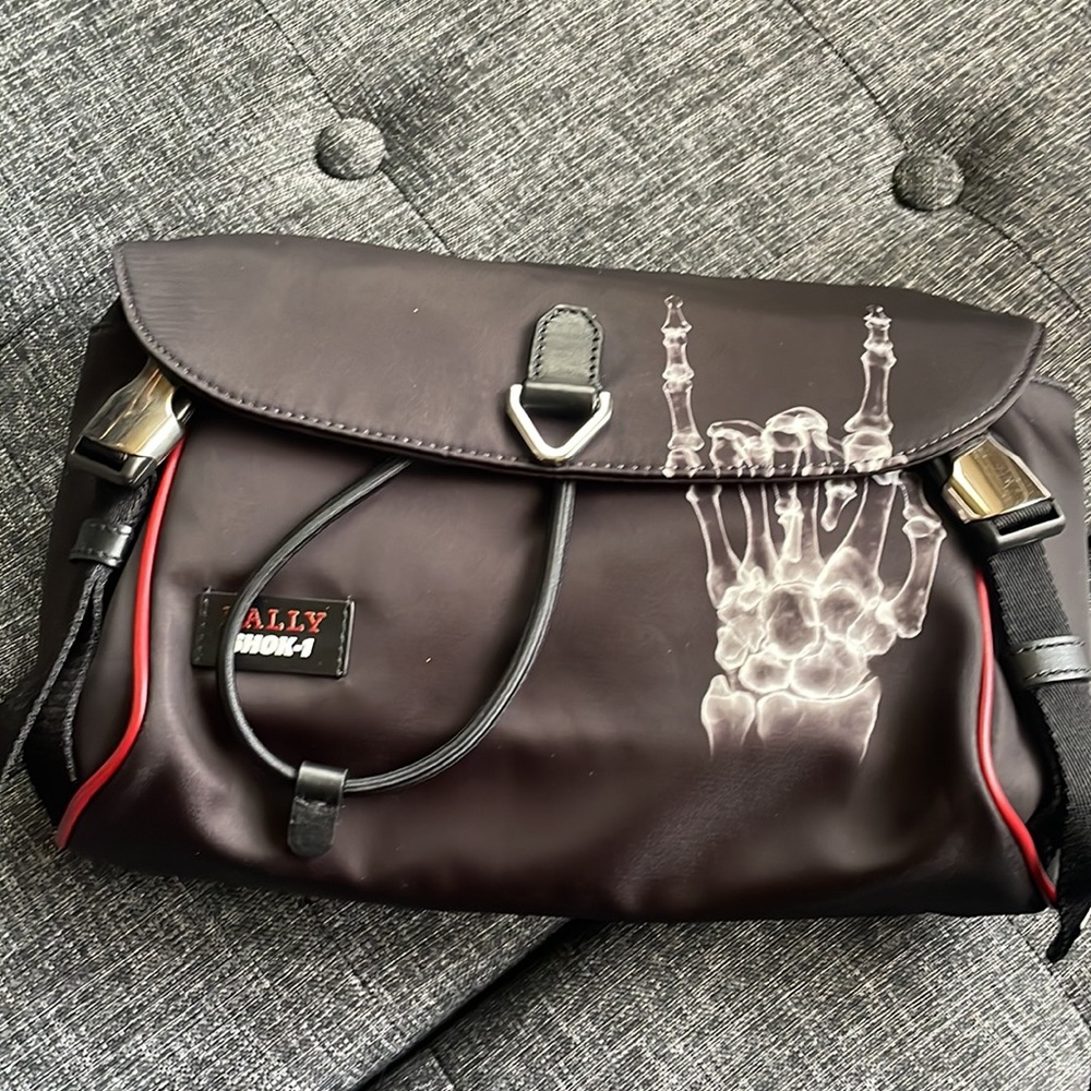 💥 1 Day Sale Bally Cage T X Funk/ 40 Black Nylon Fabric